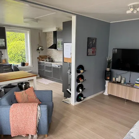 Panoramic Views And Garden! Apartment Bergen