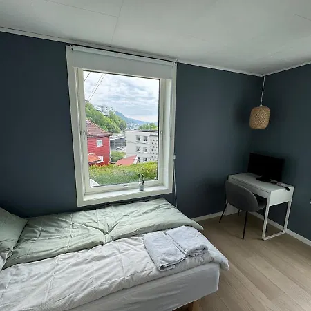 Panoramic Views And Garden! Leilighet *