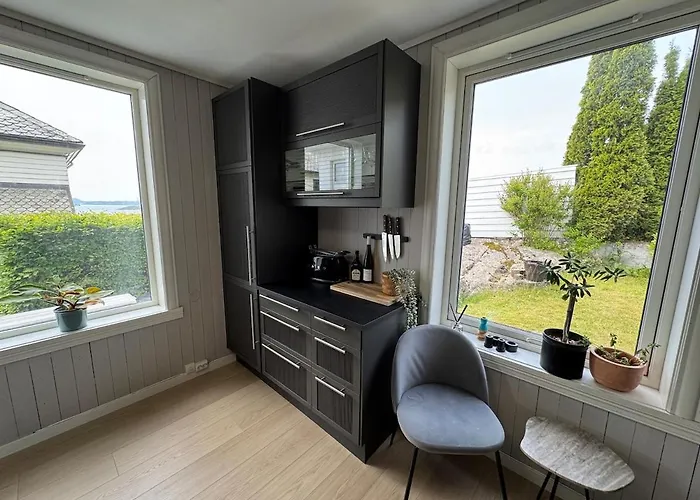 Panoramic Views And Garden! Leilighet *