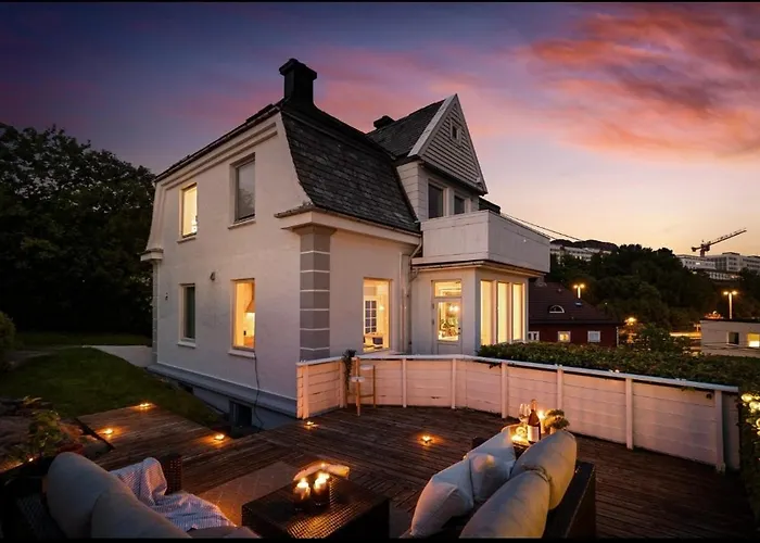 Panoramic Views And Garden! Bergen